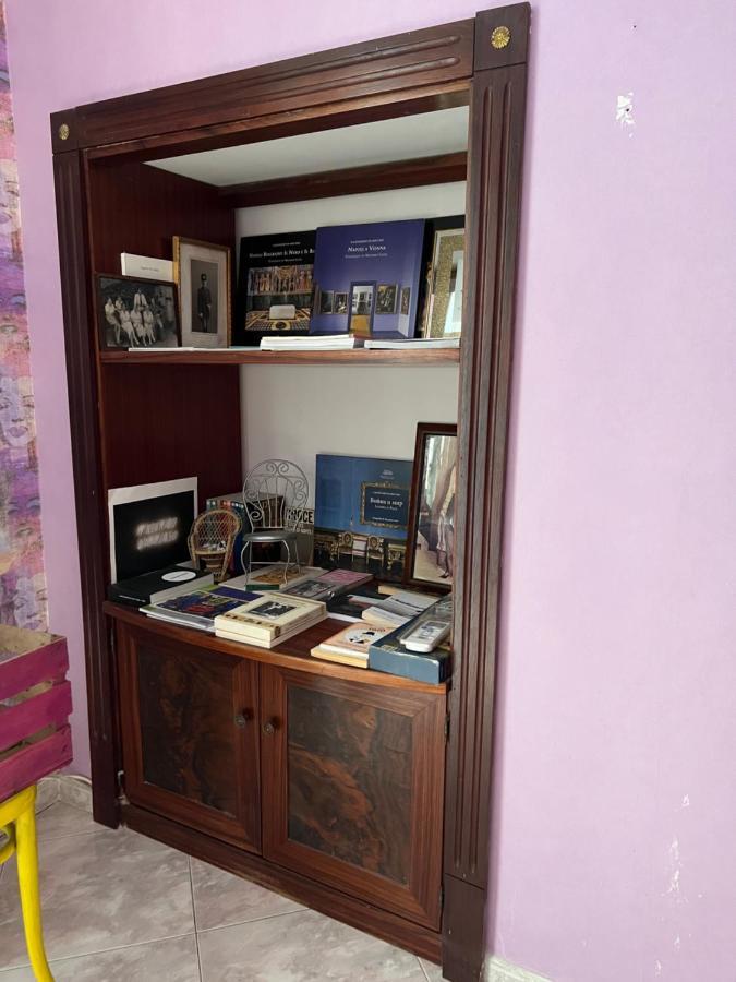 나폴리 Casa Kamalei, Tra Plebiscito E Lungomare 아파트 외부 사진