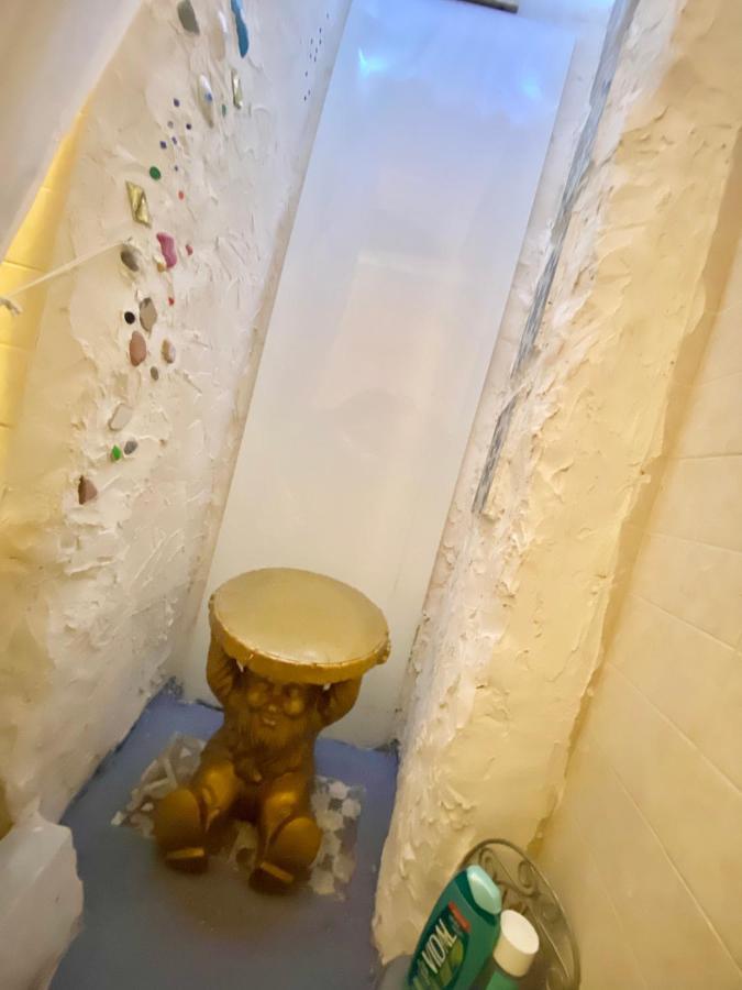 나폴리 Casa Kamalei, Tra Plebiscito E Lungomare 아파트 외부 사진